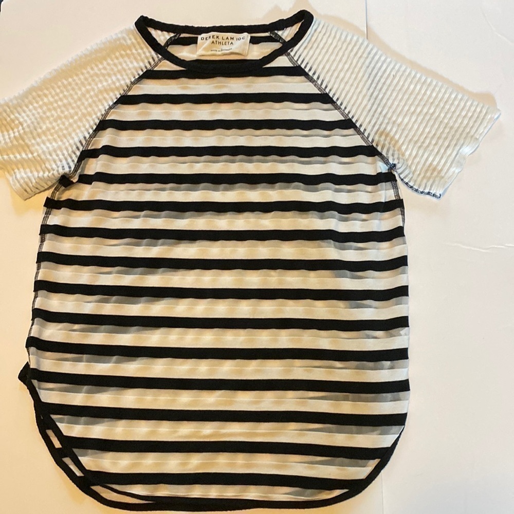 Athleta Derek Lam IOC mesh workout shirt black and white size Medium